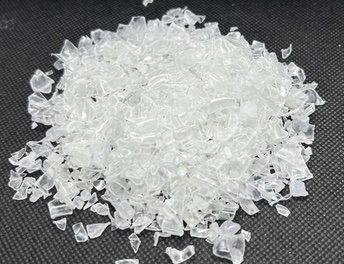 Clear hot-washed rPET flakes